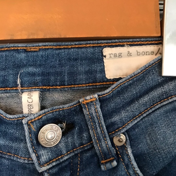 Jeans - Picture 3 of 4